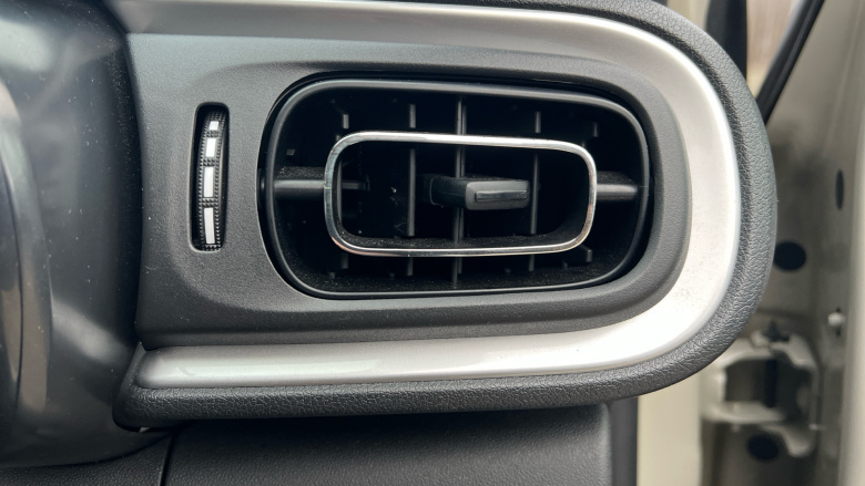 Citroen C3 1.2 PureTech Plus 5dr Petrol Hatchback